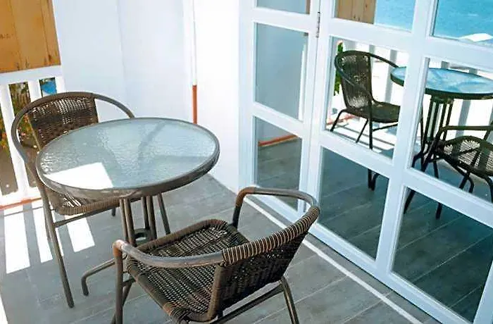 Hotel Johandive 3*